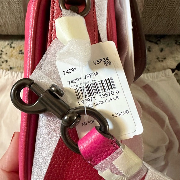 Coach Cassie Signature Block Tan/Pink/Red - Picture 9 of 11